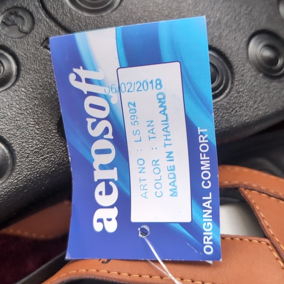 Women's aero soft sandals size 7 NWB - Picture 6 of 6